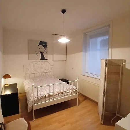 Cosy In Quiet Historic Area Accommodatie bij particulieren Tienen