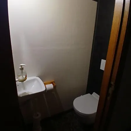 Accommodatie bij particulieren Cosy In Quiet Historic Area *